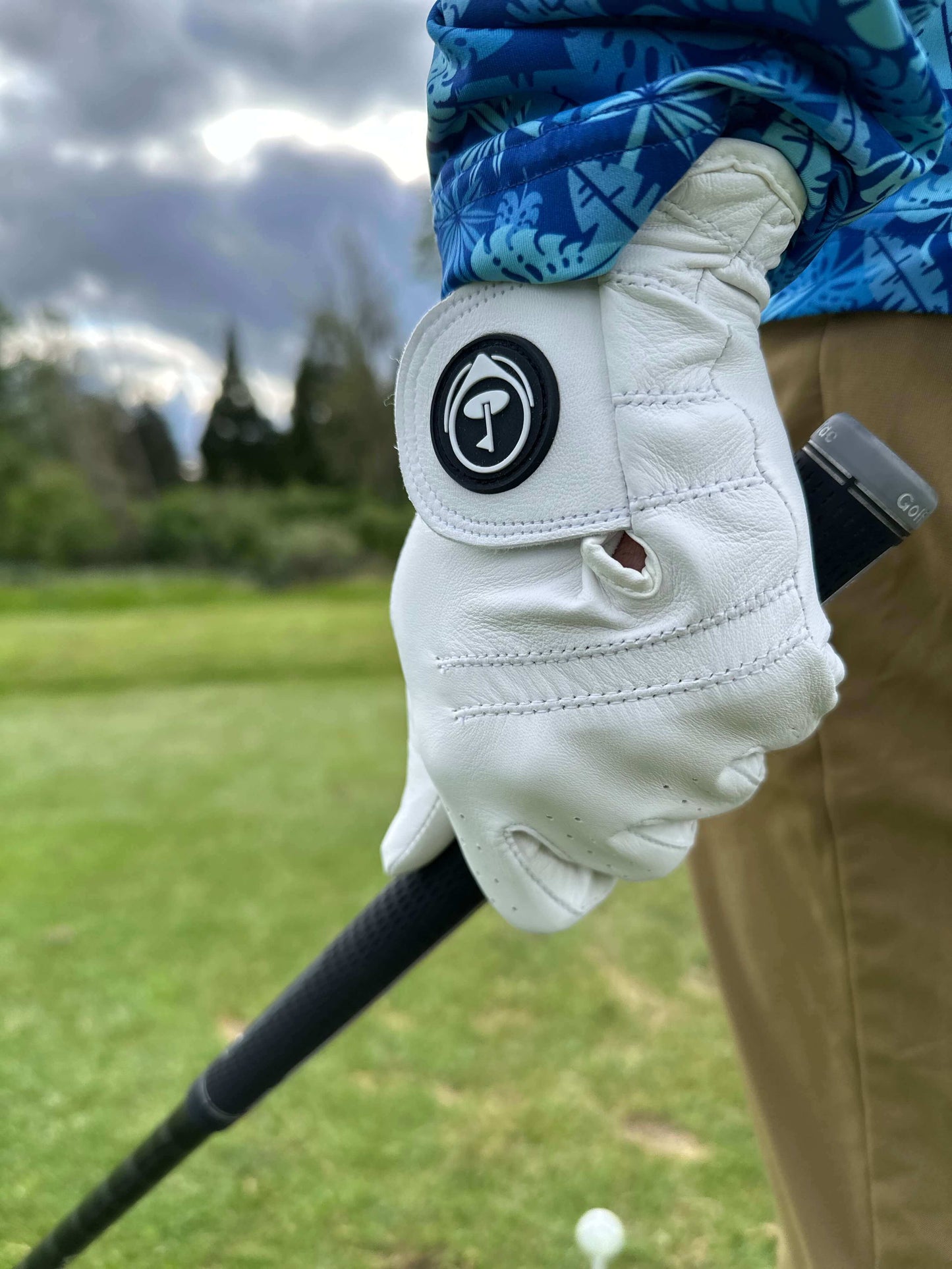 White Golf Glove
