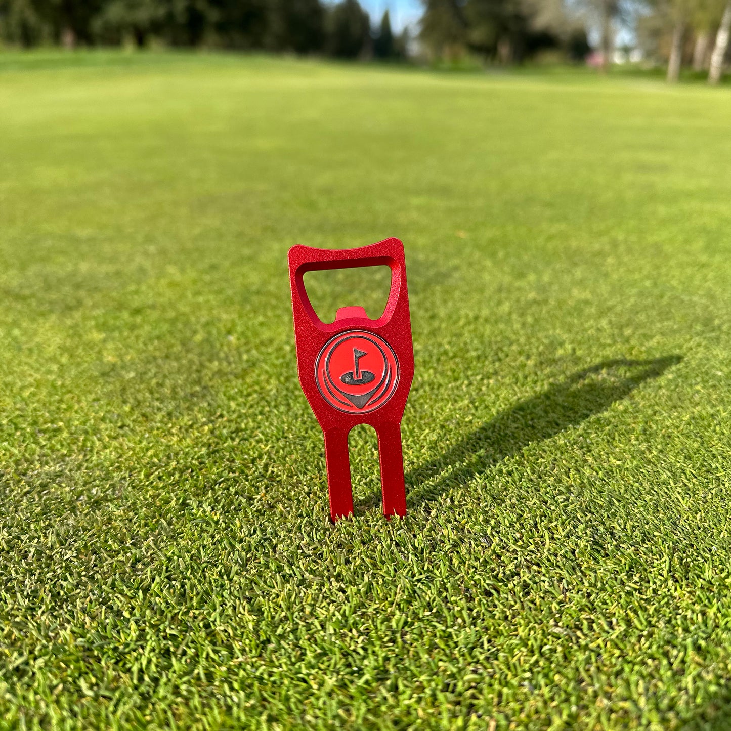 Red Divot Tool